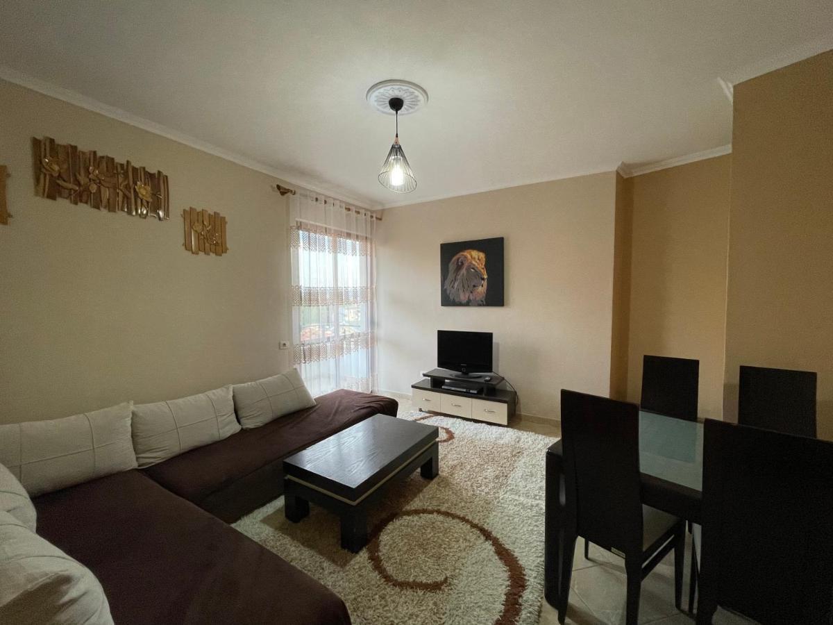 B&B - Private Rooms 2 Тирана Экстерьер фото
